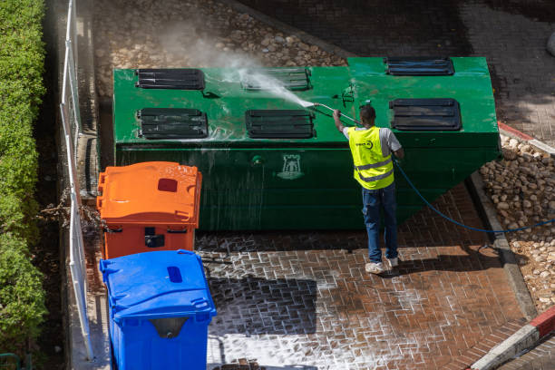 Best Concrete Pressure Washing  in Waelder, TX